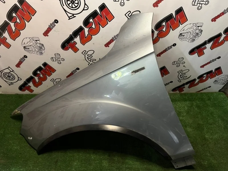 Крыло Audi Q7 4L0821101 4L, переднее левое