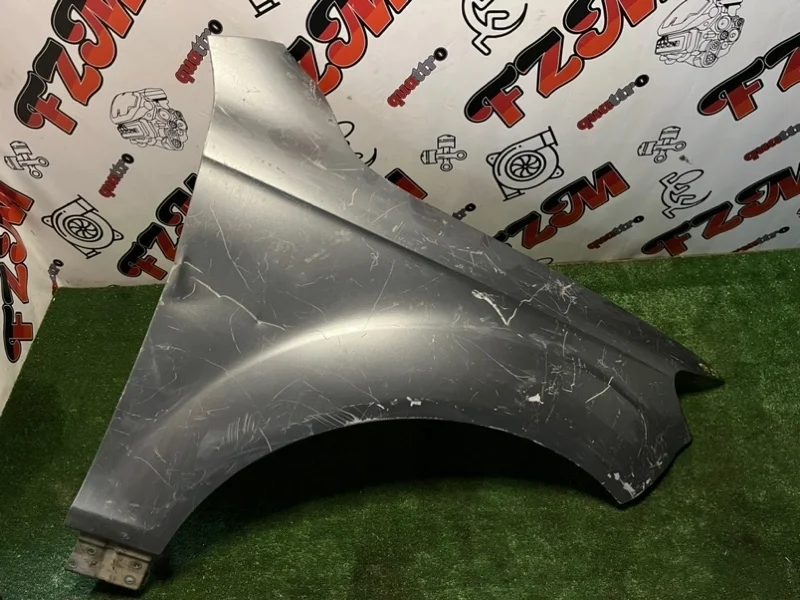 Крыло Audi Q7 4L0821102 4L, переднее правое