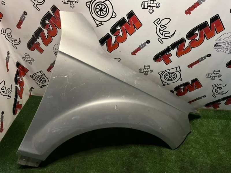 Крыло Audi Q7 4L0821102 4L, переднее правое