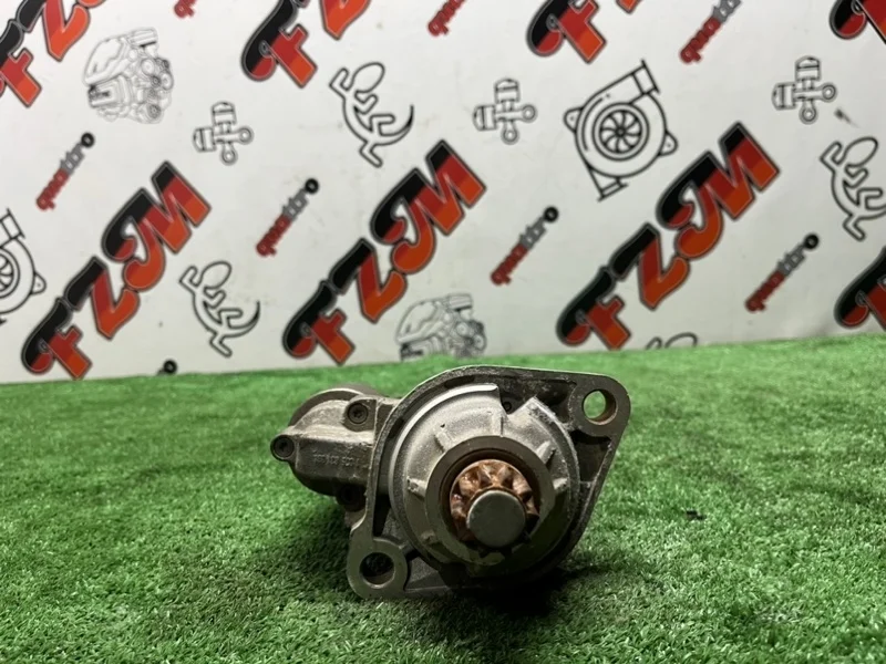 Стартер Audi TT 02M911023G