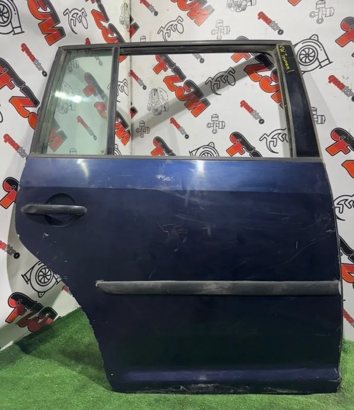 Дверь VOLKSWAGEN Touran 1T0833056R 1T, задняя правая