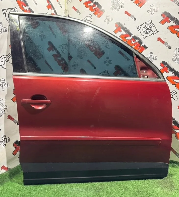 Дверь VOLKSWAGEN Tiguan 5N0831056B 5N, передняя правая