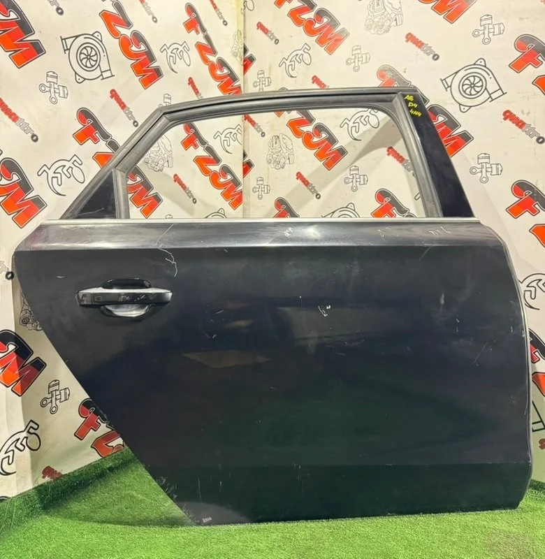 Дверь Audi A8 4H4833052D D4, задняя правая