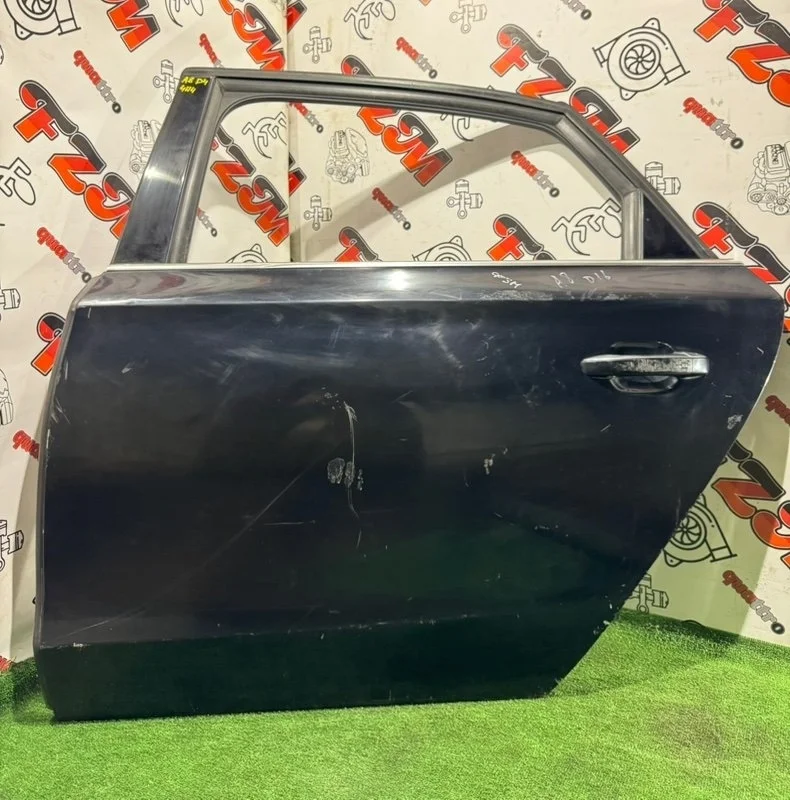 Дверь Audi A8 4H4833051D D4, задняя левая