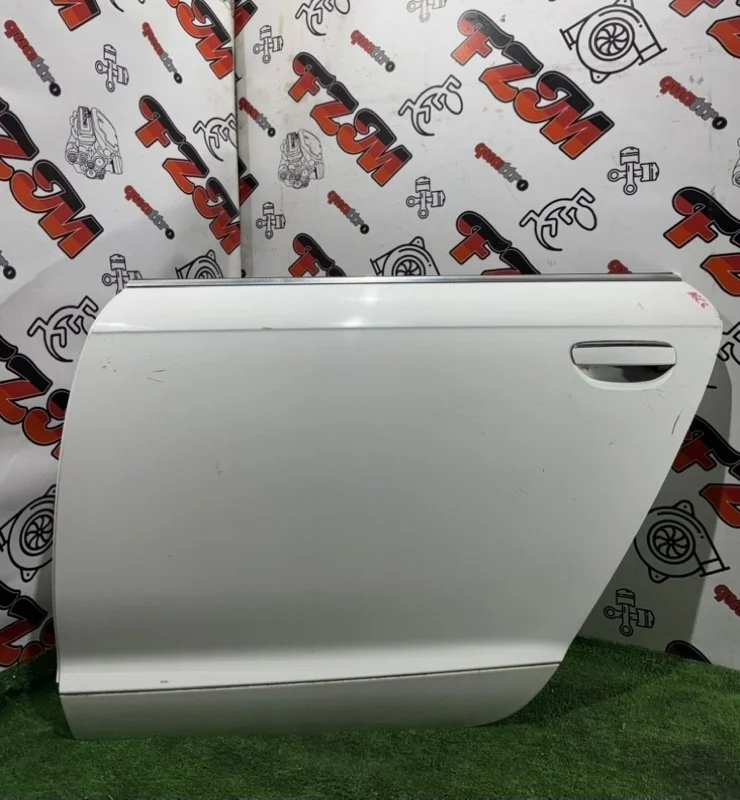 Дверь Audi A6 4F0833051G C6, задняя левая