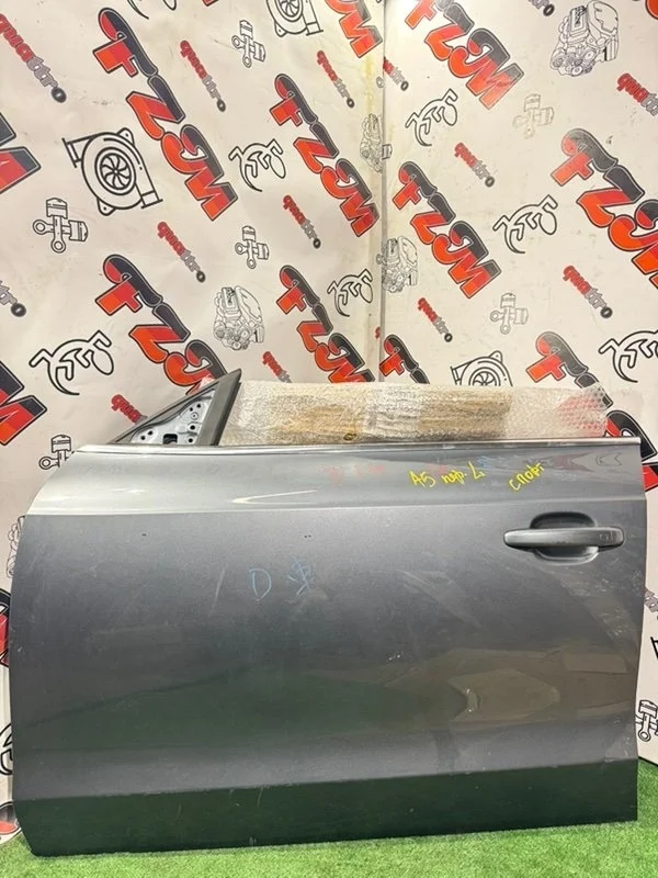 Дверь Audi A5 8T8831051C 8T, передняя левая