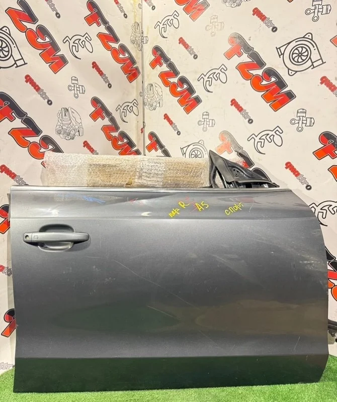 Дверь Audi A5 8T8831052C 8T, передняя правая