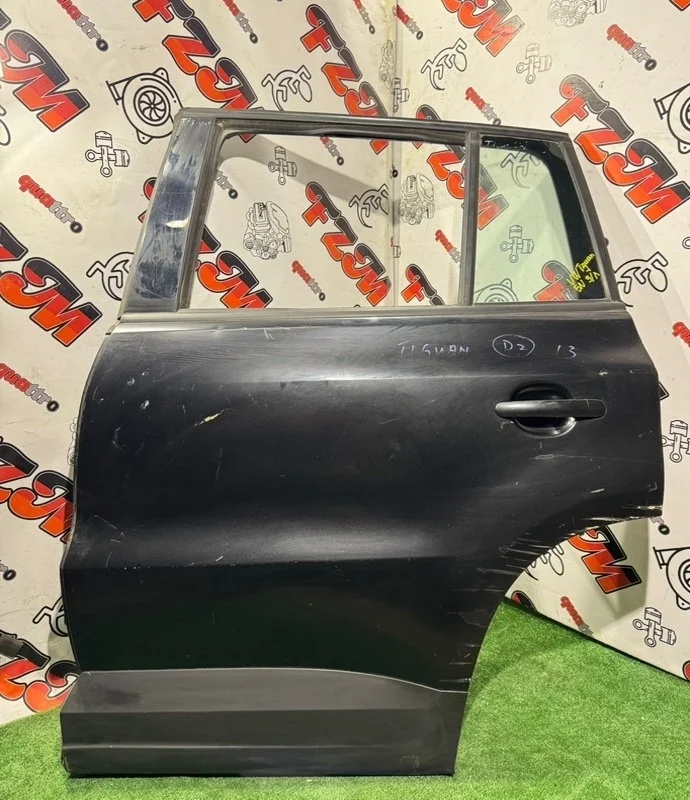 Дверь VOLKSWAGEN Tiguan 5N0833055A 5N, задняя левая
