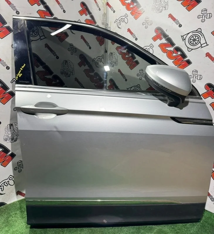 Дверь VOLKSWAGEN Tiguan 5NA831056N 5NA, передняя правая