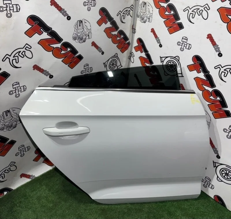 Дверь Audi A5 8W8833052B F5, задняя правая