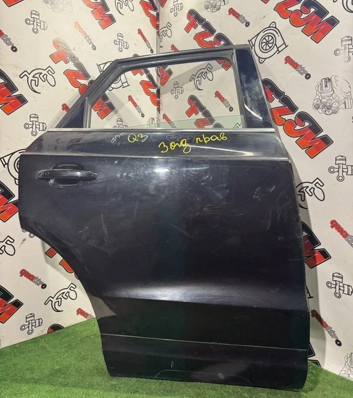 Дверь Audi Q3 8U0833052 8U, задняя правая