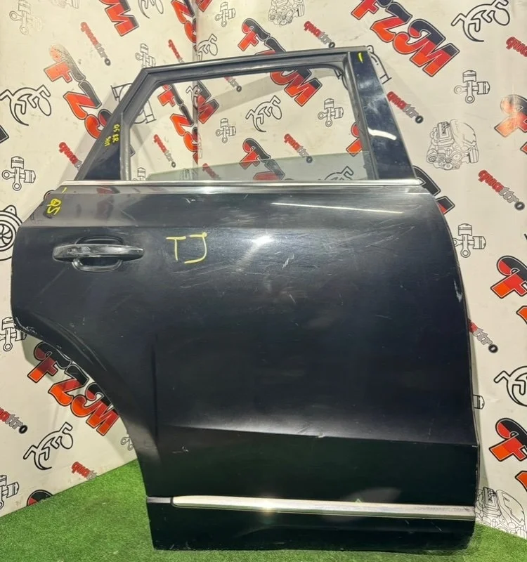 Дверь Audi Q5 8R0833052B 8R, задняя правая