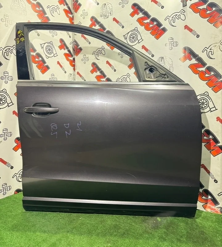 Дверь Audi Q5 8R0831052E 8R, передняя правая