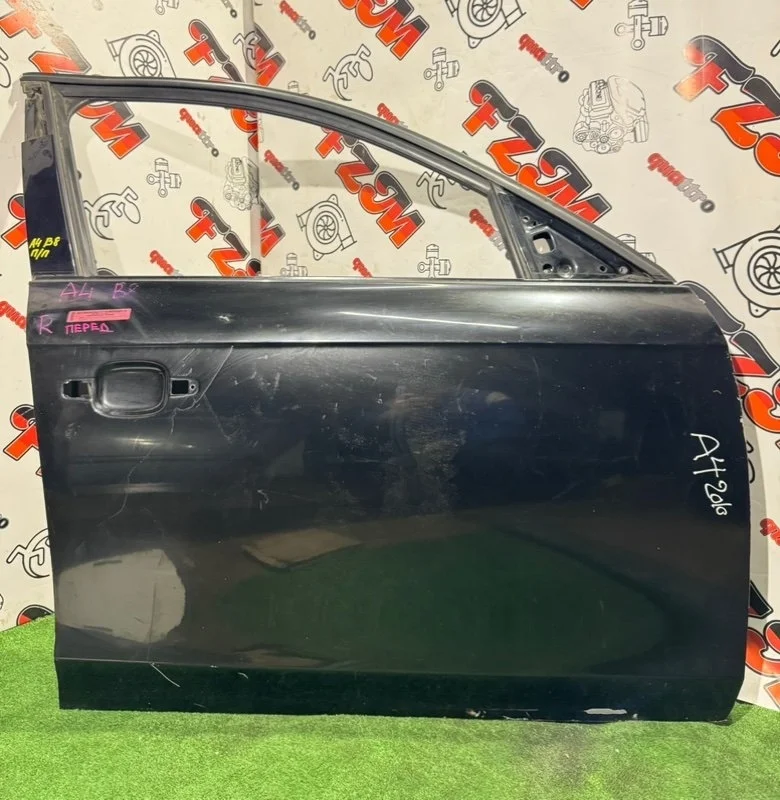 Дверь Audi A4 8K0831052J B8, передняя правая