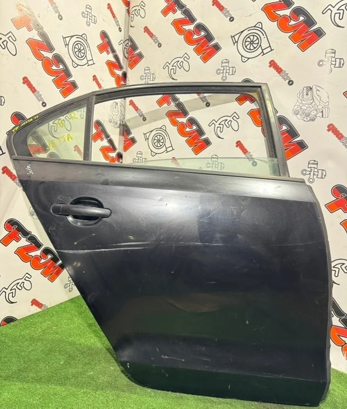 Дверь VOLKSWAGEN Jetta 5C6833056E 5C6, задняя правая
