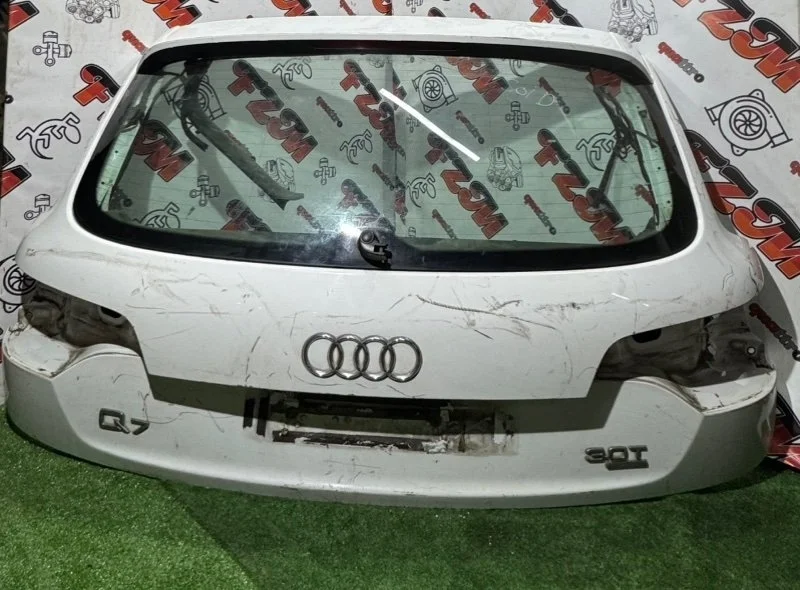 Крышка багажника Audi Q7 4L0827023B 4L, задняя