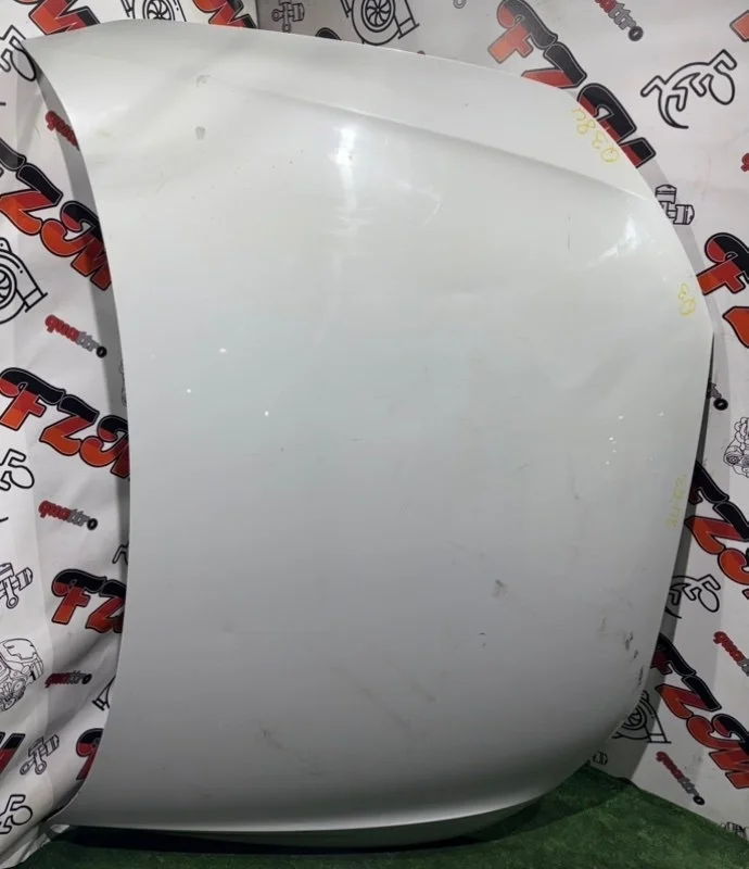 Капот Audi Q3 8U0823029B 8U, передний