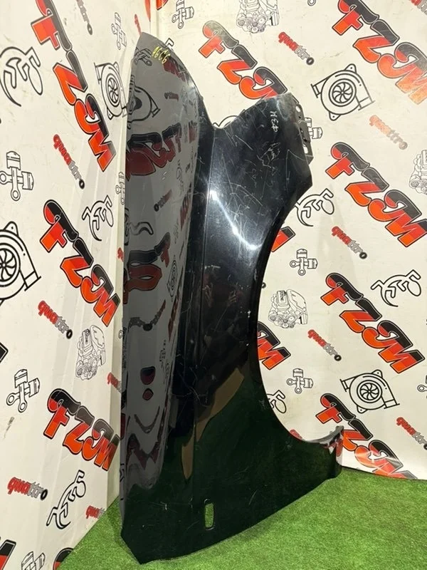 Крыло Audi A6 4F0821104A C6, переднее правое