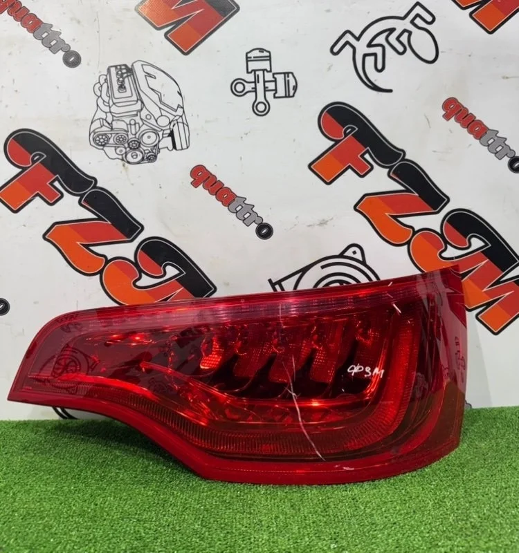 Фонарь Audi Q7 4L0945094F 4L, задний правый