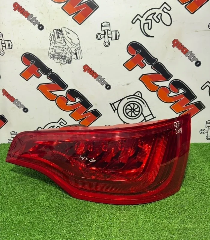 Фонарь Audi Q7 4L0945094F 4L, задний правый