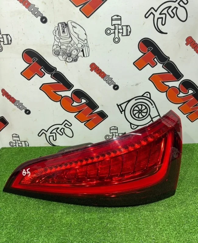 Фонарь Audi Q5 8R0945094C 8R, задний правый