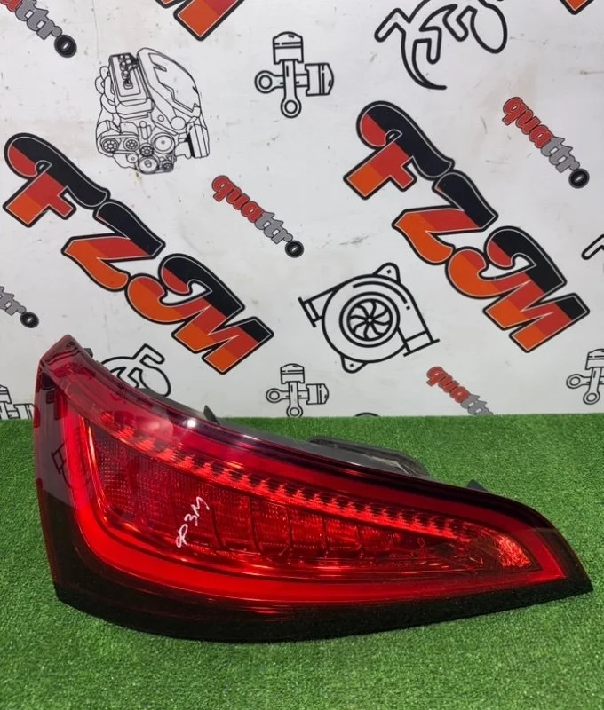 Фонарь Audi Q5 8R0945093C 8R, задний левый