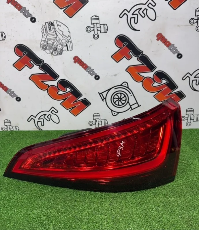 Фонарь Audi Q5 8R0945094C 8R, задний правый