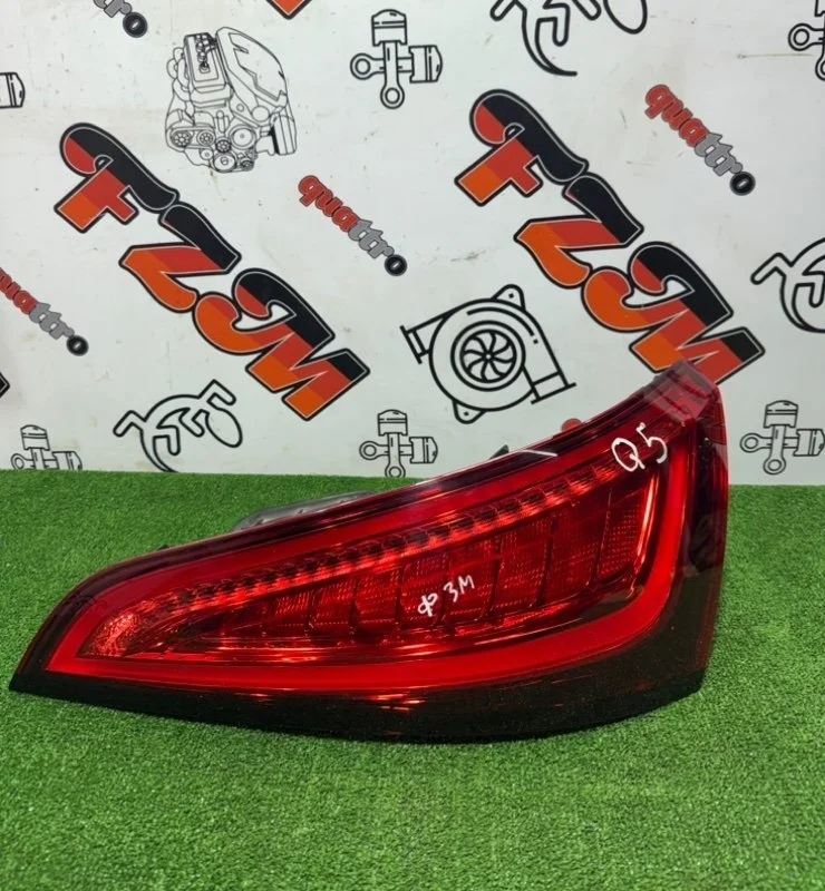 Фонарь Audi Q5 8R0945094C 8R, задний правый