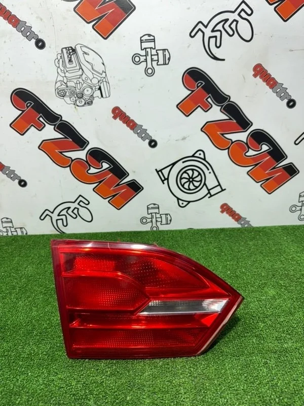 Фонарь VOLKSWAGEN Jetta 5C6945093A 5C6, задний левый