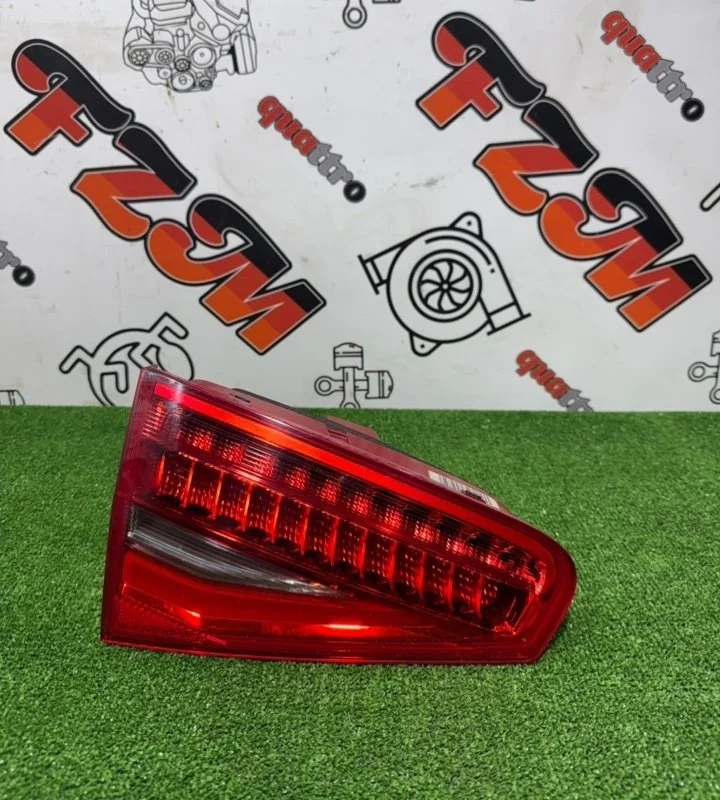 Фонарь Audi A4 8K5945093AC B8, задний левый