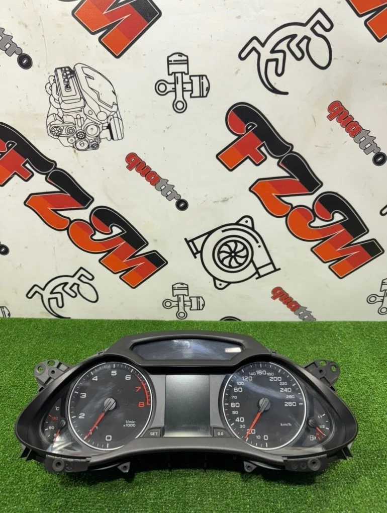 Спидометр щиток комбинация приборов Audi A4 8K0920930A B8, передний