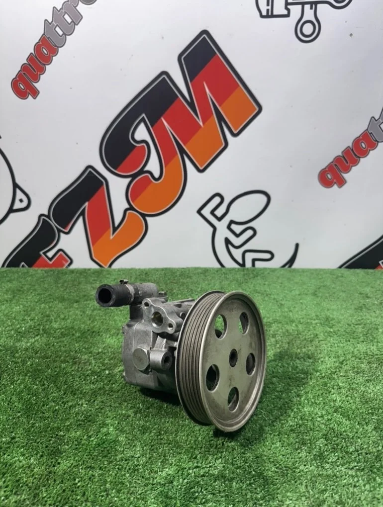 Насос гидроусилителя руля Audi A4 8K0145153F B8