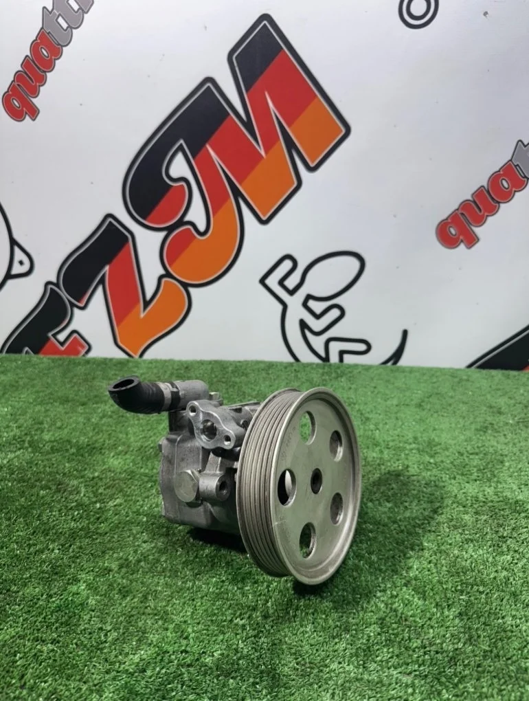 Насос гидроусилителя руля Audi A4 8K0145153F B8