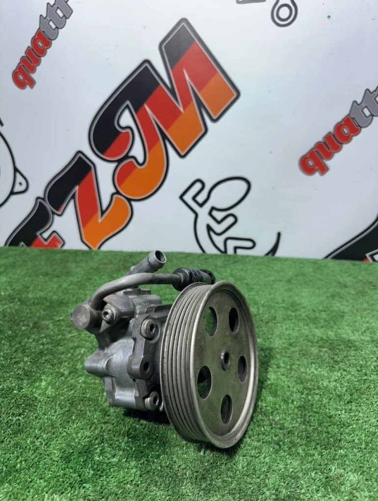 Насос гидроусилителя руля Audi Q5 8R0145153B 8R