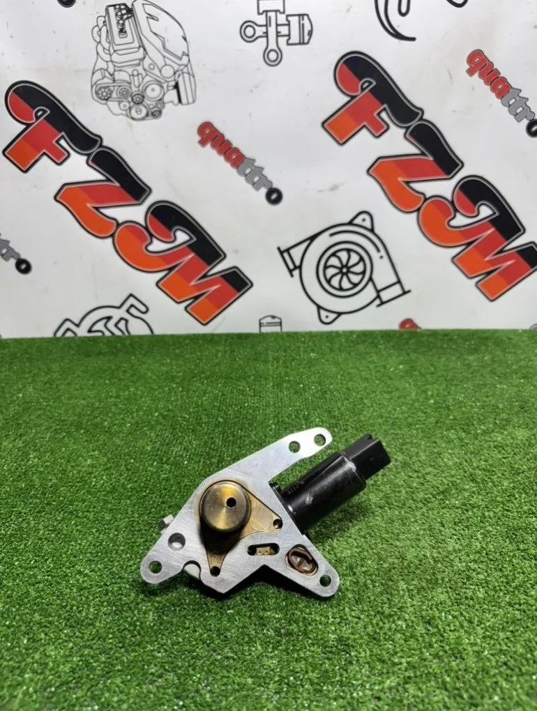 Клапан перепускной масляный Audi A4 06B103741D B7 ALT