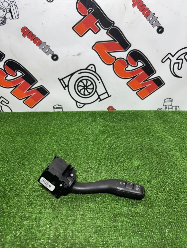 Подрулевой переключатель дворников Audi A4 4E0953503C B7