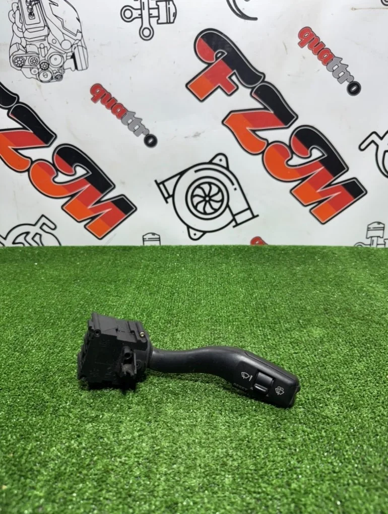 Подрулевой переключатель дворников Audi A6 4E0953503B C6