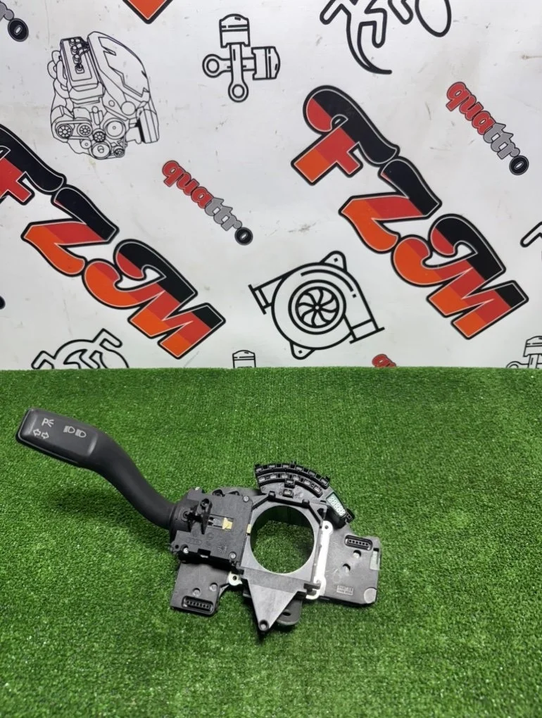 Блок подрулевых переключателей Audi A6 4F0953549D C6