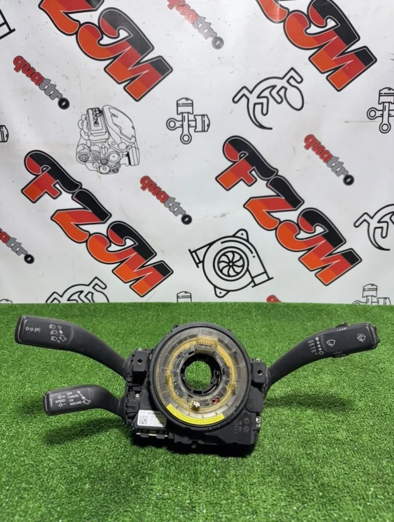 Подрулевой переключатель Audi Q5 8K0953568M 8R