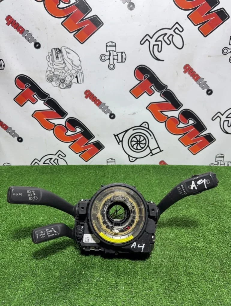 Подрулевой переключатель Audi A4 8K0953568F B8