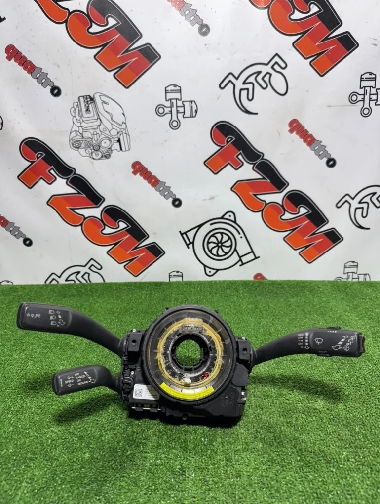 Подрулевой переключатель Audi A5 8K0953568F 8T