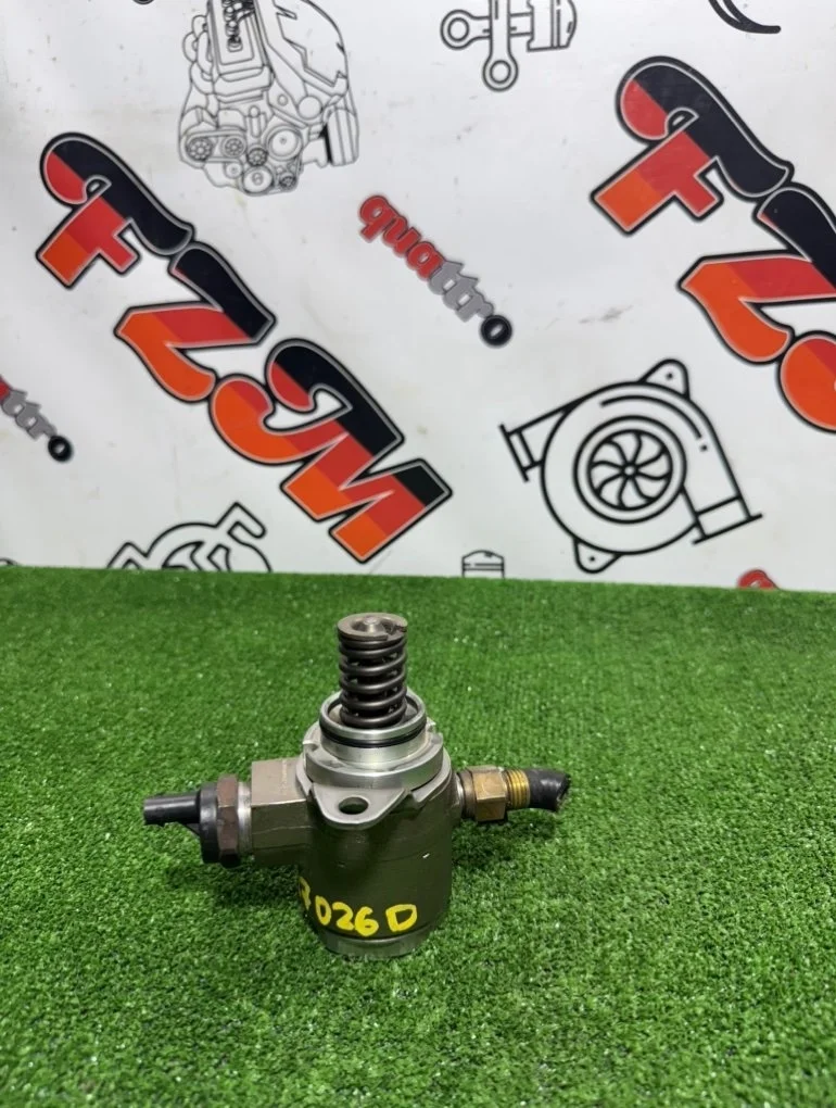 Топливный насос высокого давления VOLKSWAGEN Golf 03C127026D MK6 CAX/CBZ/CAV