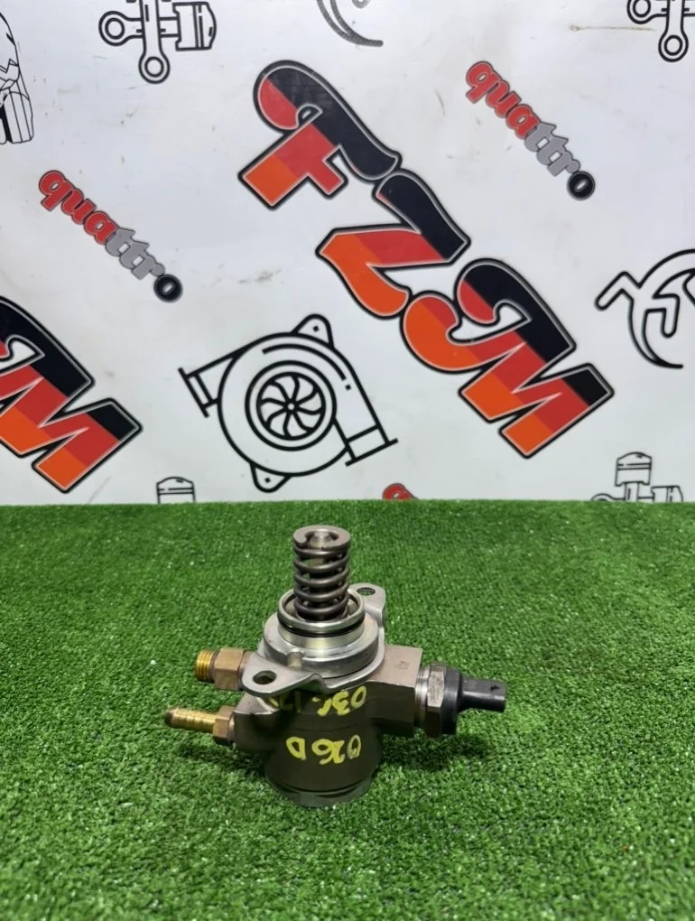 Топливный насос высокого давления VOLKSWAGEN Golf 03C127026D MK6 CAX/CBZ/CAV