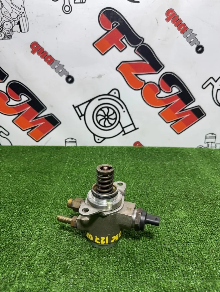 Топливный насос высокого давления VOLKSWAGEN Golf 03C127026D MK6 CAX/CBZ/CAV