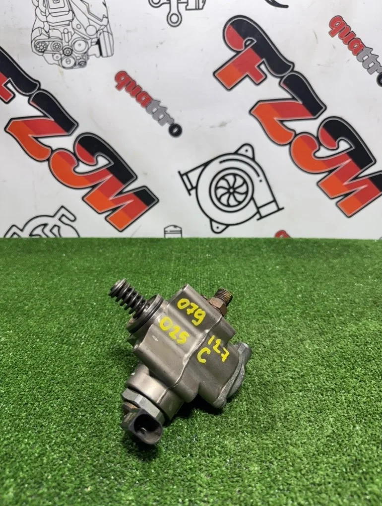 Топливный насос высокого давления Audi S5 079127025C 8T BNS/CAUA/BYH/CNDA