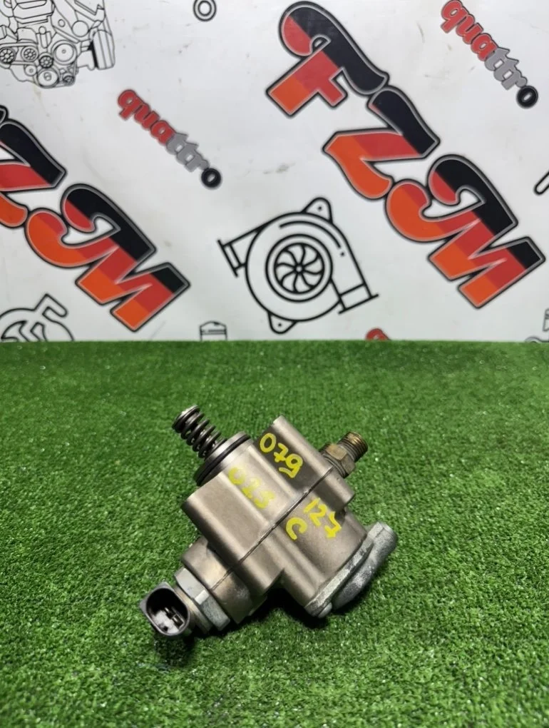 Топливный насос высокого давления Audi A6 079127025C C6 BNS/CAUA/BYH/CNDA