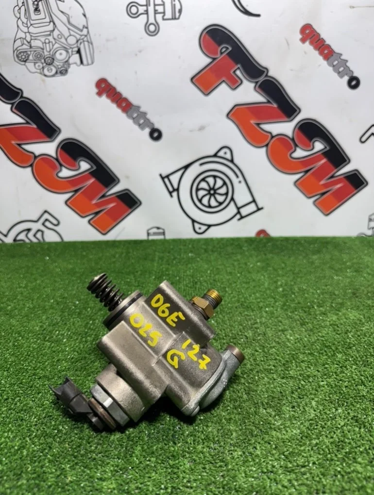 Топливный насос высокого давления Audi A8 06E127025G D3 AUK/CAL/BKH/BPK