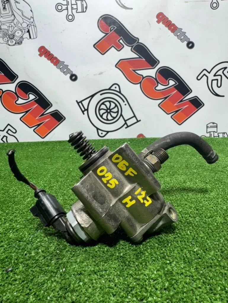 Топливный насос высокого давления Audi A4 06F127025H B7 BWA/BWE/BPY/CCZ