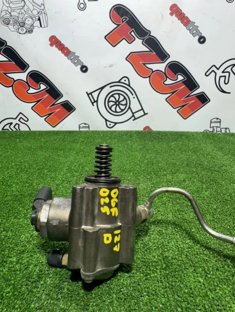 Топливный насос высокого давления Audi A3 06F127025D 8P BVY/BVZ/BPY/AXW