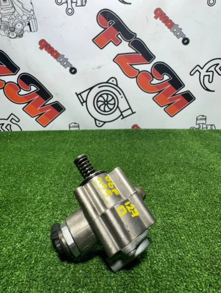 Топливный насос высокого давления Audi A3 06F127025D 8P BVY/BVZ/BPY/AXW